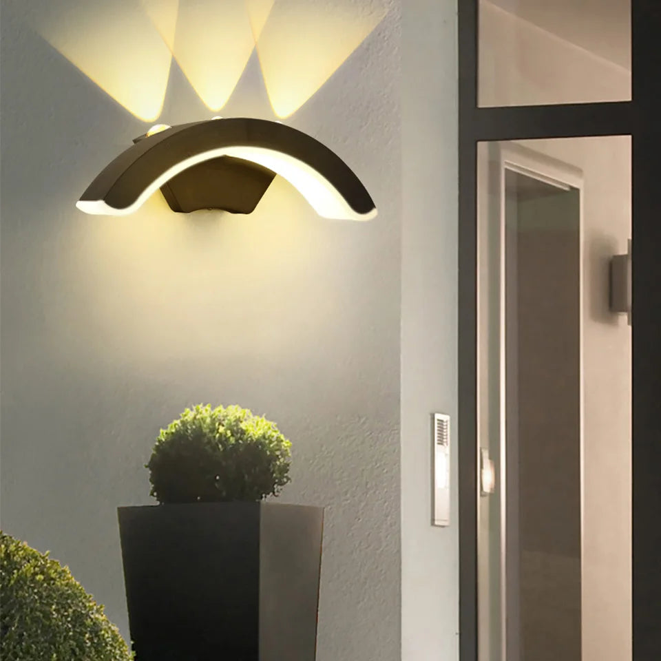 Waterproof IP66 Outdoor Wall Light 10W LED Wall Lamp Sconce Balcony Garden Decoration Lighting Lamp AC110V 220V
